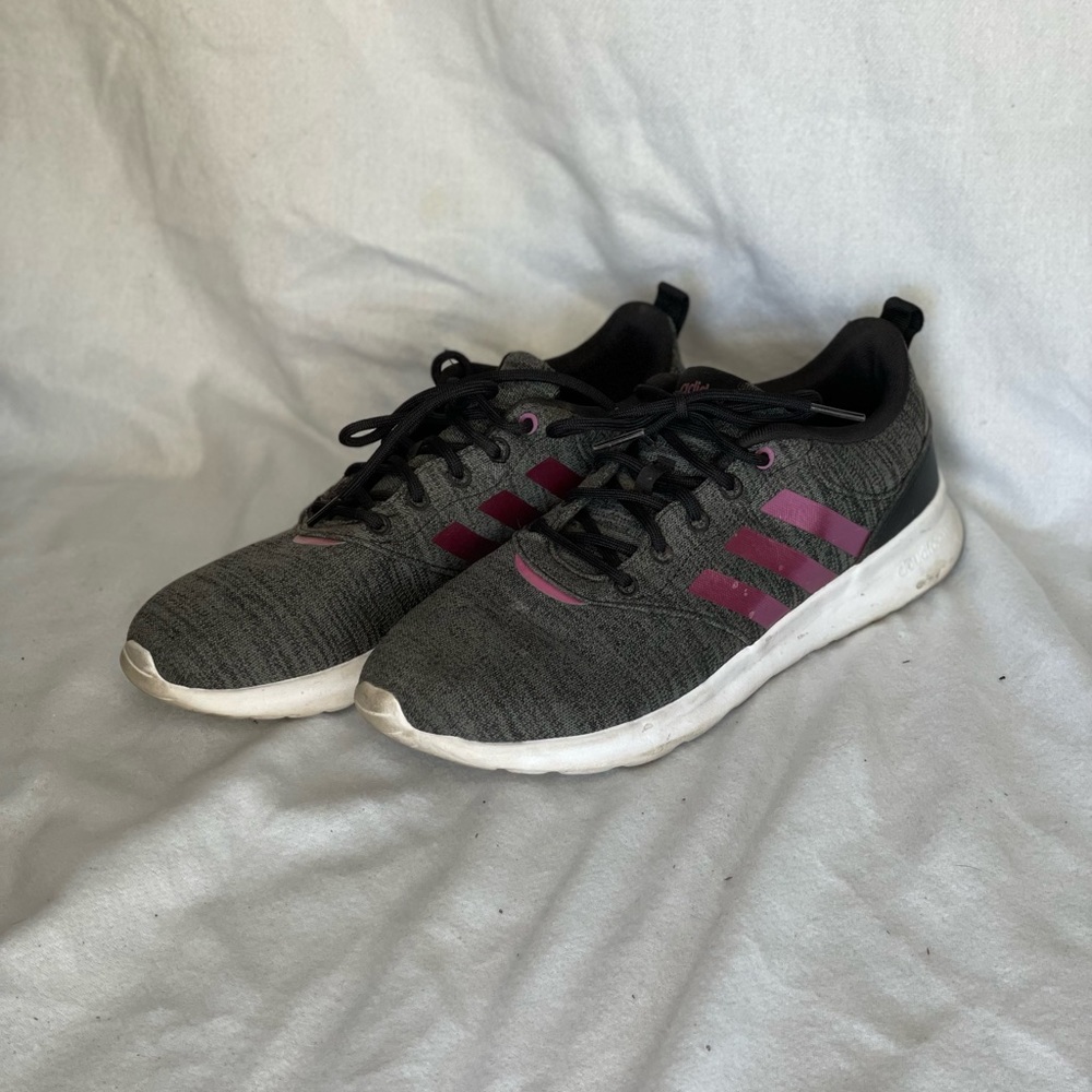 Adidas | Size 9